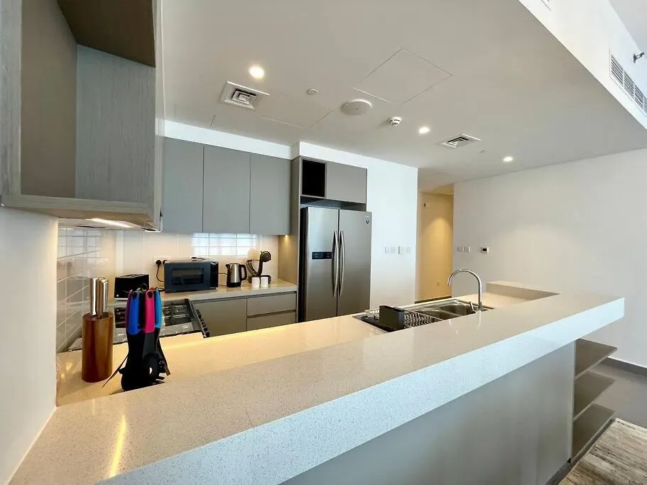 Dar Vacation - Contemporary 3Br Apartment In Creek Dubai United Arab Emirates