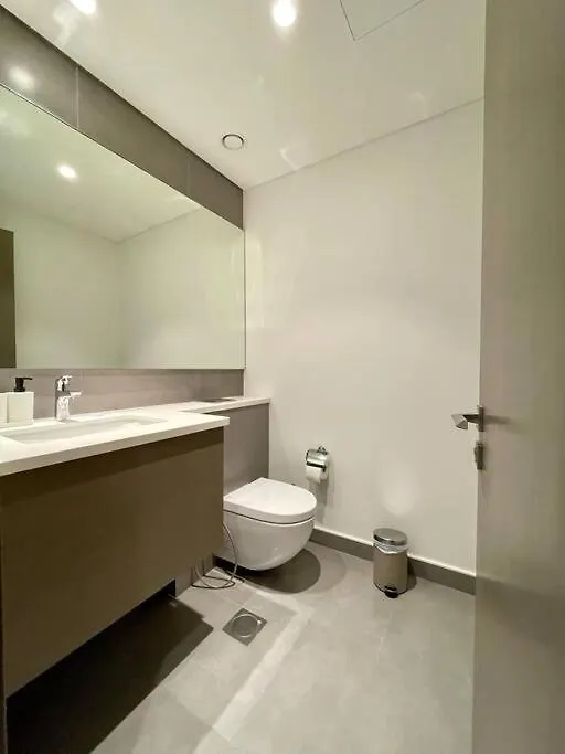 Dar Vacation - Contemporary 3Br Apartment In Creek Dubai United Arab Emirates